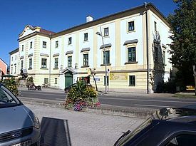 03070 00137 / Großzügige Wohnung im Zentrum von Wieselburg